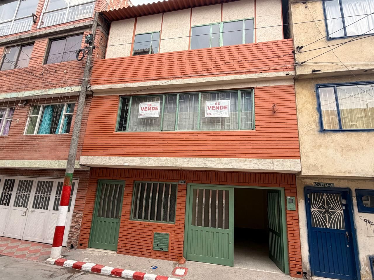 Casa en venta Cundinamarca Bogotá Jiménez De Quesada 265 m2 Habitaciones 6 Baños 3 Garajes 1 Precio $450000000