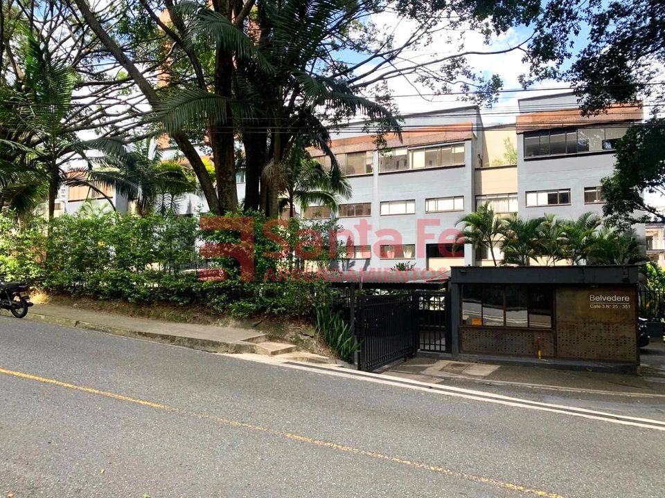 Apartamento en arriendo Antioquia Medellín Los Naranjos 100 m2 Habitaciones 2 Baños 3 Garajes 1 Precio $5200000