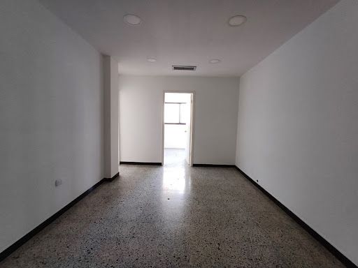 Oficina en arriendo Bolívar Cartagena San Diego 56 m2 Habitaciones 0 Baños 1 Garajes 0 Precio $2252400