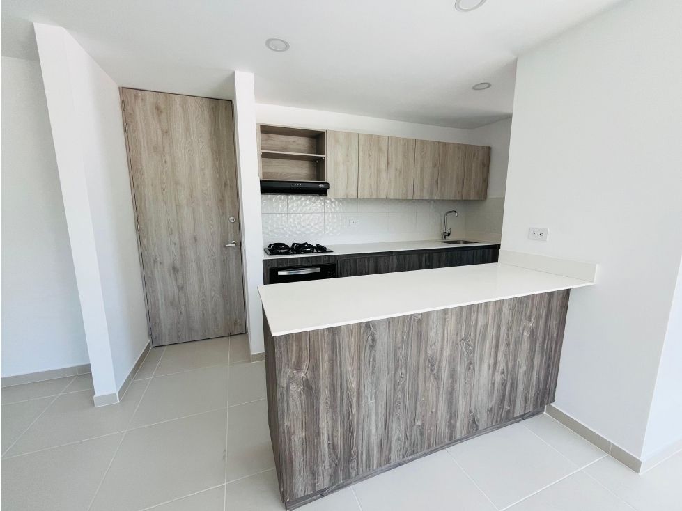 Apartamento en arriendo Antioquia Medellín Astorga 80 m2 Habitaciones 3 Baños 2 Garajes 0 Precio $4000000