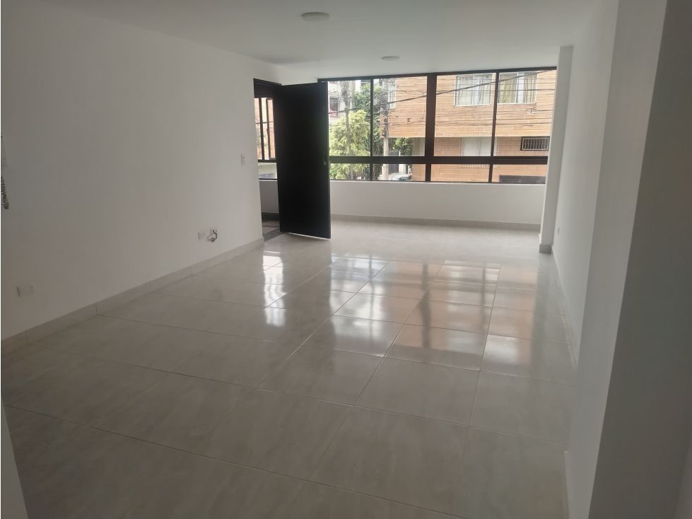 Apartamento en arriendo Antioquia Medellín San Bernardo 80 m2 Habitaciones 2 Baños 2 Garajes 0 Precio $2500000