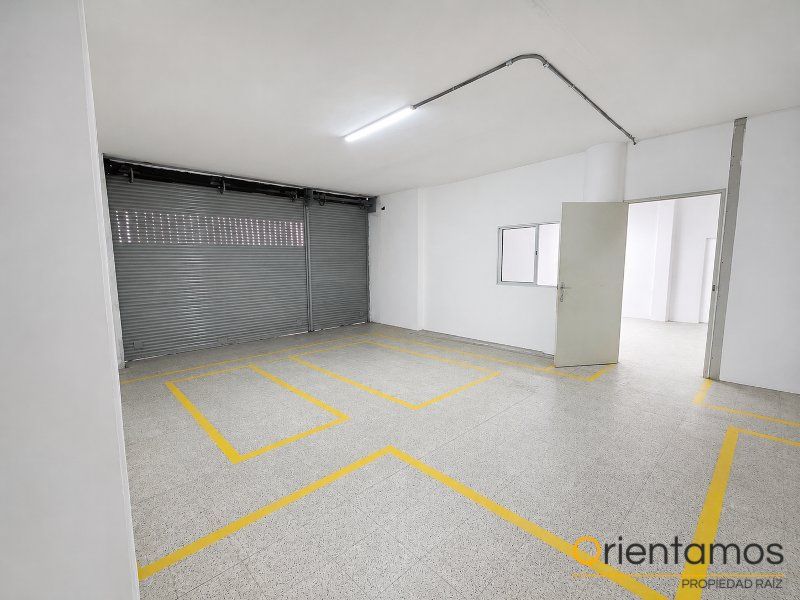 Bodega en arriendo Antioquia Itagüí Santa Maria Et Iii 300 m2 Habitaciones 0 Baños 2 Garajes 0 Precio $18000000