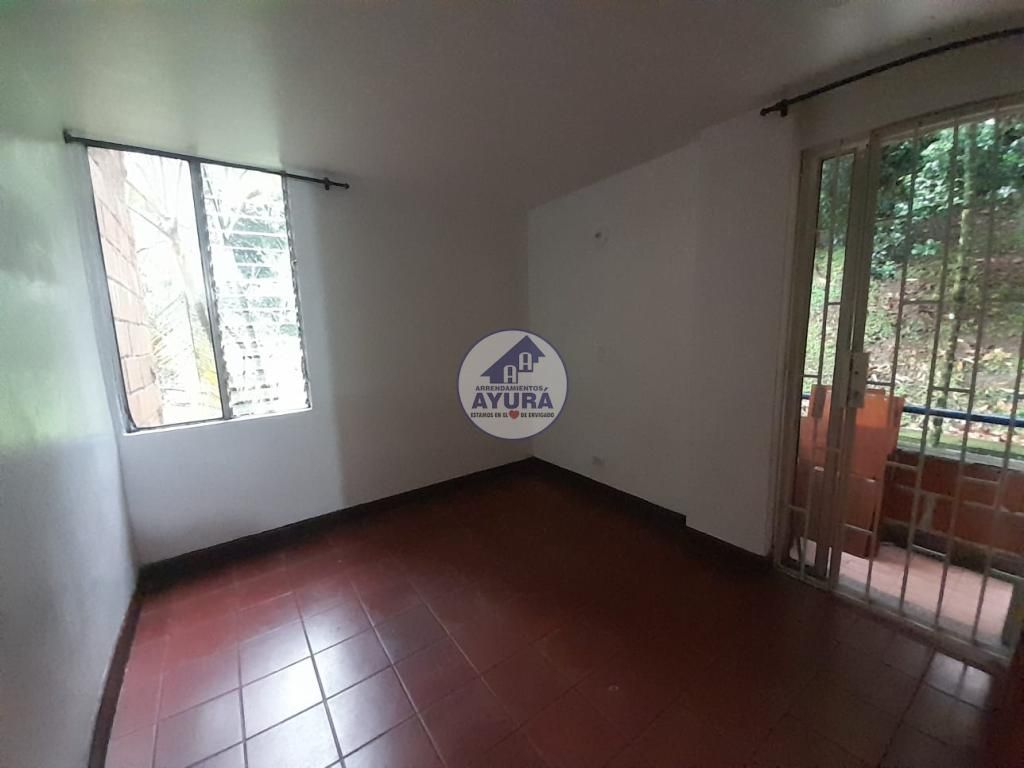 Apartamento en arriendo Antioquia Envigado El Dorado 60 m2 Habitaciones 3 Baños 2 Garajes 0 Precio $2000000