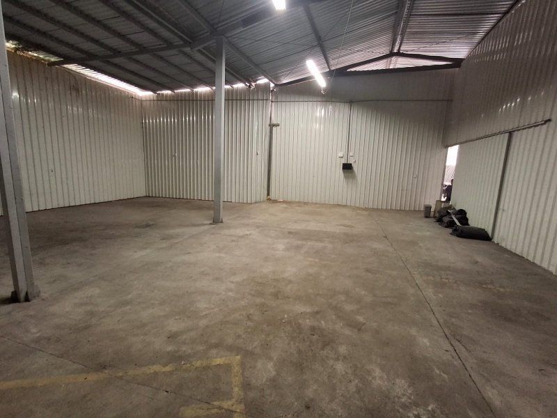 Bodega en arriendo Antioquia Medellín Las Violetas 173 m2 Habitaciones 0 Baños 0 Garajes 1 Precio $3400000