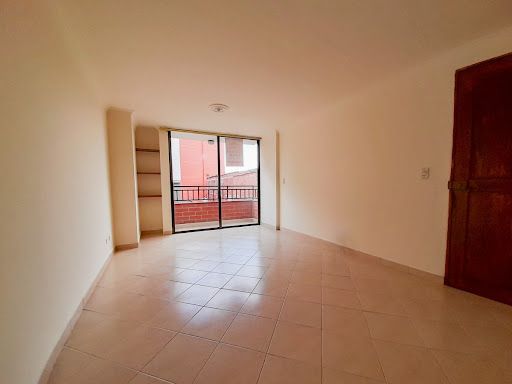 Apartamento en arriendo Antioquia Envigado San José 84 m2 Habitaciones 3 Baños 2 Garajes 1 Precio $2800000