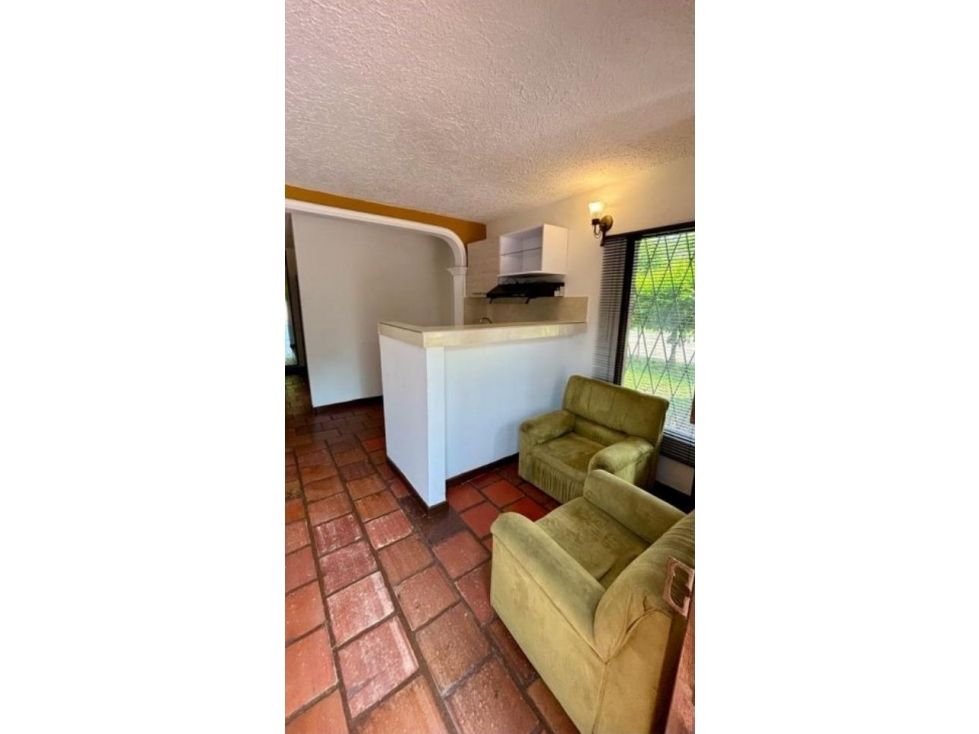 Apartaestudio en arriendo Valle Del Cauca Cali Los Andes B - La Riviera 35 m2 Habitaciones 1 Baños 1 Garajes 1 Precio $800000