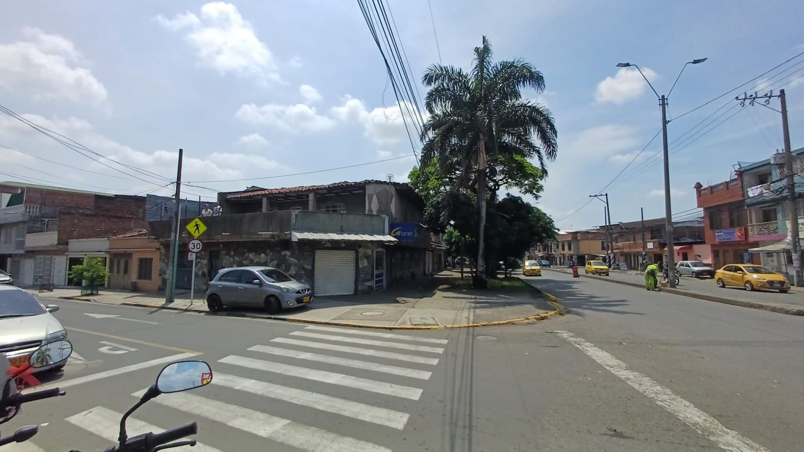 Casa en venta Valle Del Cauca Cali El Prado 250 m2 Habitaciones 6 Baños 3 Garajes 1 Precio $678000000