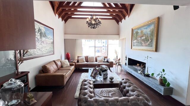 Casa en venta Cundinamarca Bogotá Casa Blanca Suba 265 m2 Habitaciones 3 Baños 4 Garajes 3 Precio $1600000000