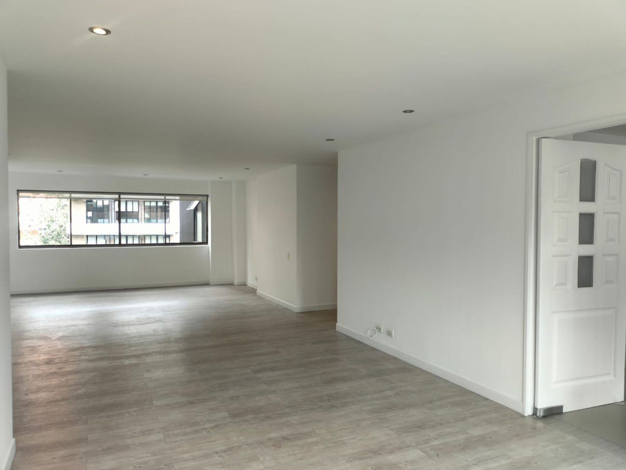 Apartamento en venta Antioquia Medellín Alejandria 192 m2 Habitaciones 3 Baños 4 Garajes 3 Precio $1280000000