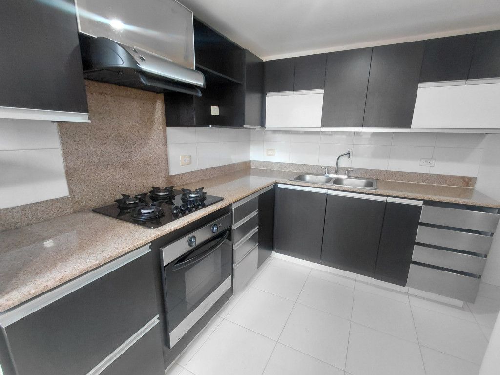 Apartamento en arriendo Antioquia Medellín Santa Maria De Los Angeles 126 m2 Habitaciones 3 Baños 2 Garajes 2 Precio $6200000