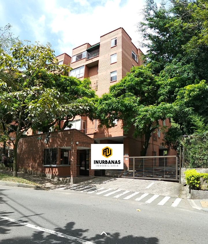Apartamento en arriendo Antioquia Envigado Zúñiga 125 m2 Habitaciones 3 Baños 4 Garajes 1 Precio $5180700