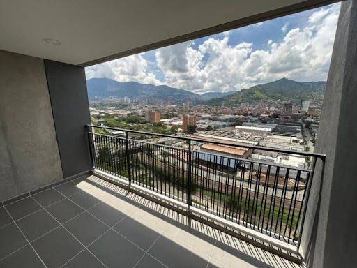 Apartamento en arriendo Antioquia Envigado Las Vegas 9090 m2 Habitaciones 3 Baños 2 Garajes 1 Precio $4300000