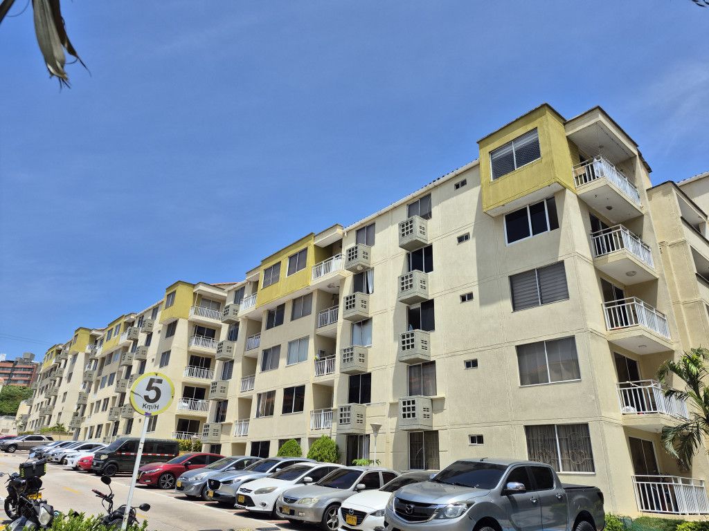 Apartamento en arriendo Atlántico Barranquilla Cr Tivoly Plaza 75 m2 Habitaciones 3 Baños 2 Garajes 1 Precio $1800000