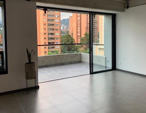 Apartamento en arriendo Antioquia Medellín La Florida 115 m2 Habitaciones 2 Baños 3 Garajes 2 Precio $7500000