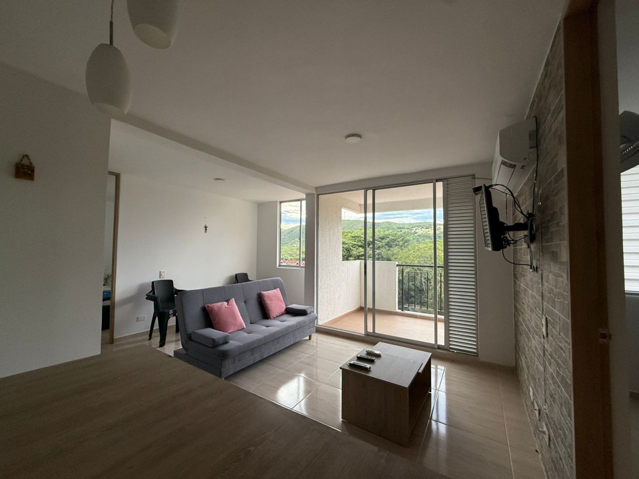 Apartamento en venta Cundinamarca Girardot Cn El Mirador 58 m2 Habitaciones 2 Baños 2 Garajes 1 Precio $205000000