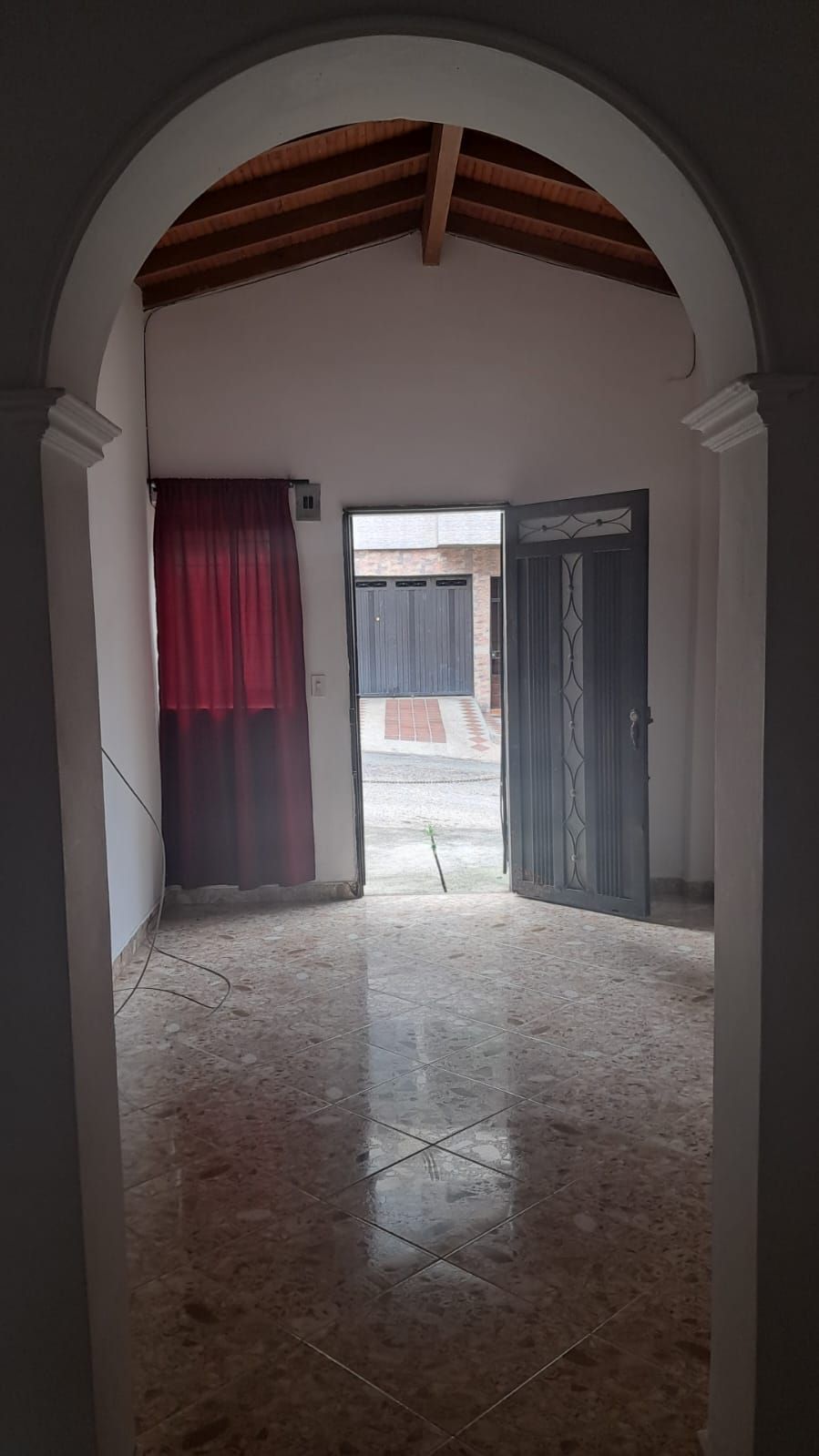 Apartaestudio en arriendo Antioquia Medellín San Miguel 74 m2 Habitaciones 1 Baños 1 Garajes 0 Precio $1300000
