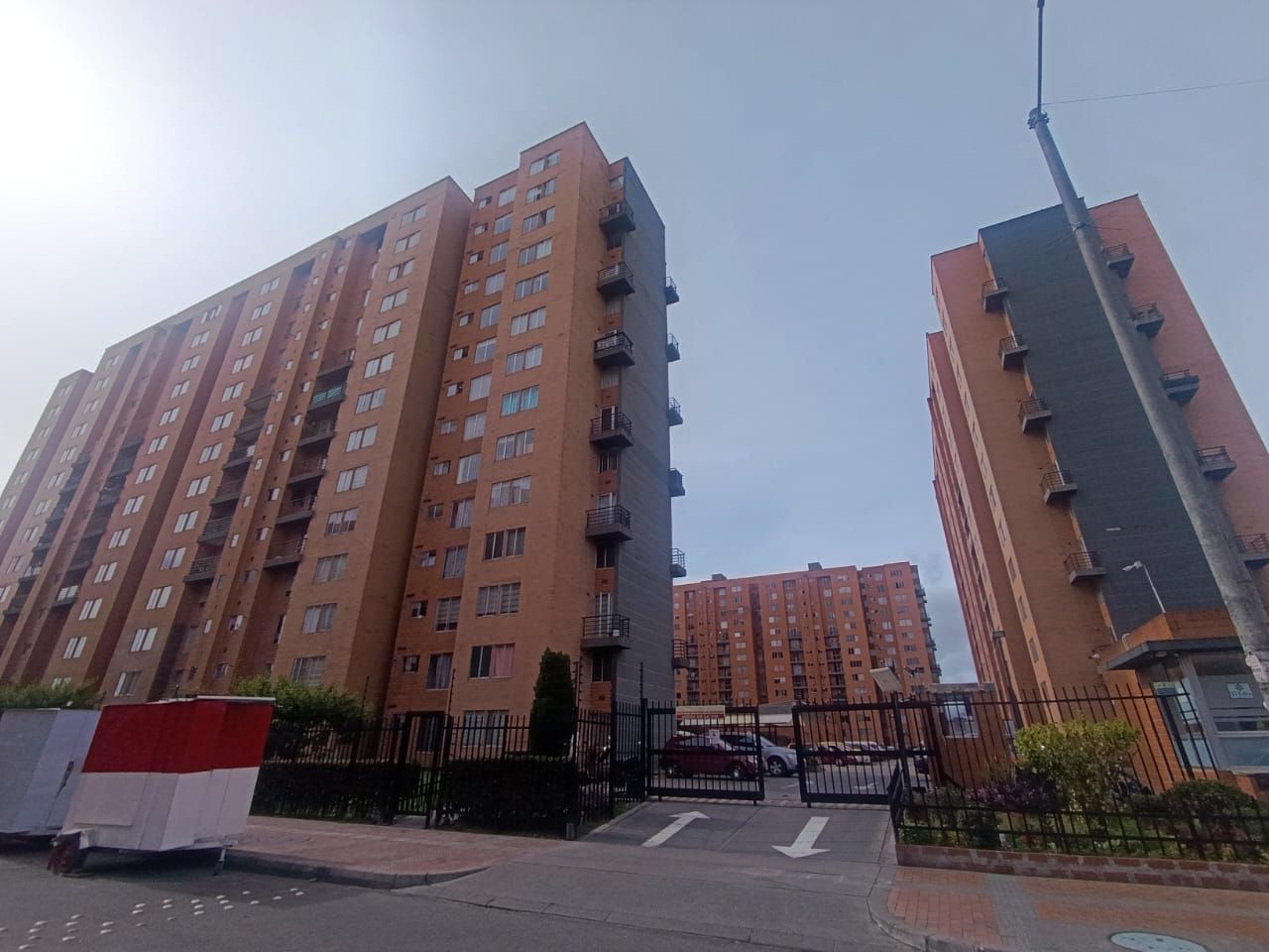 Apartamento en arriendo Cundinamarca Bogotá El Ensueño 50 m2 Habitaciones 3 Baños 2 Garajes 1 Precio $1750000
