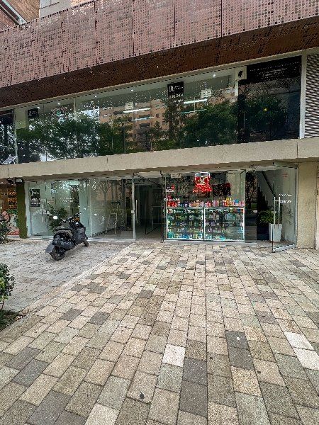 Local en arriendo Antioquia Medellín Simesa 12 m2 Habitaciones 0 Baños 1 Garajes 0 Precio $3000000