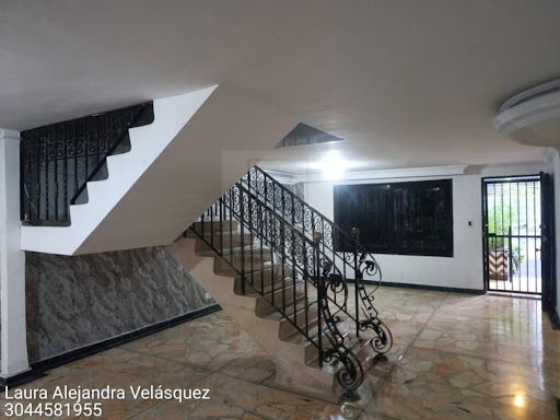 Casa en venta Antioquia Medellín La Castellana 267 m2 Habitaciones 5 Baños 5 Garajes 1 Precio $1800000000