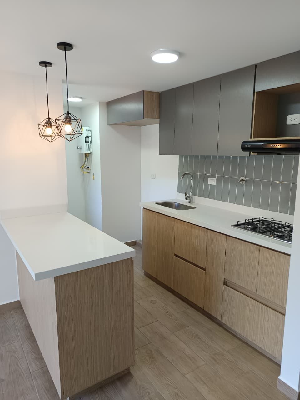 Apartamento en arriendo Antioquia Bello Asentamiento Hato Viejo 55 m2 Habitaciones 3 Baños 2 Garajes 1 Precio $1800000
