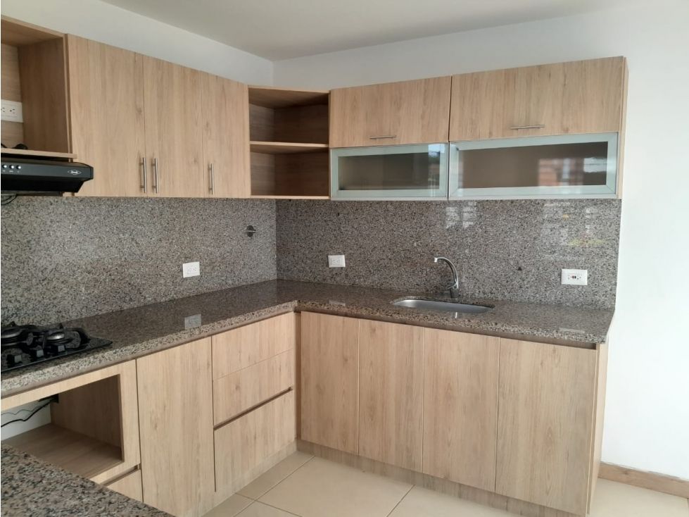 Casa en arriendo Antioquia La Ceja Fray Eugenio Ramirez Salazar 120 m2 Habitaciones 3 Baños 2 Garajes 1 Precio $3000000