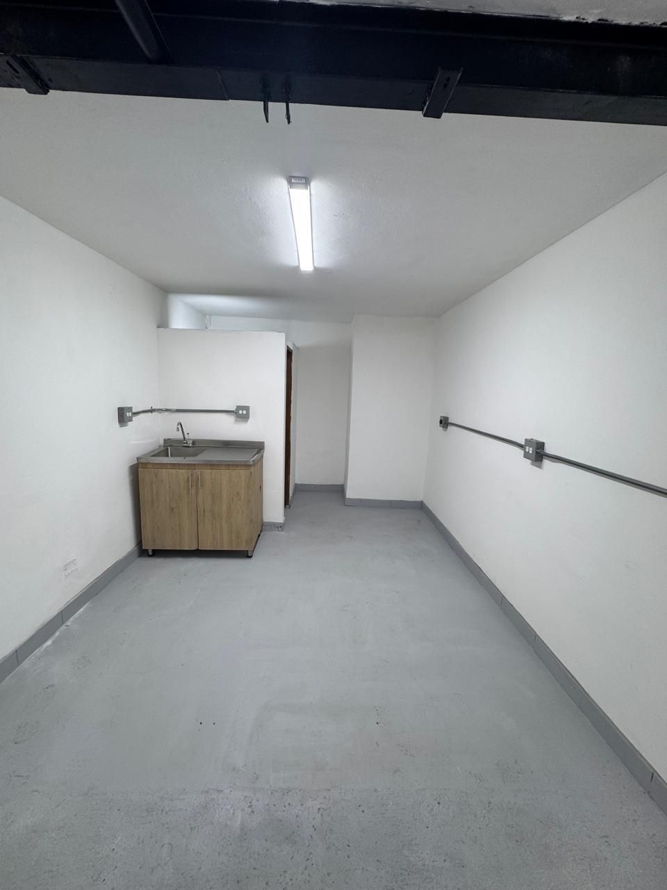 Local en arriendo Antioquia Medellín Trinidad 40 m2 Habitaciones 0 Baños 1 Garajes 0 Precio $2200000