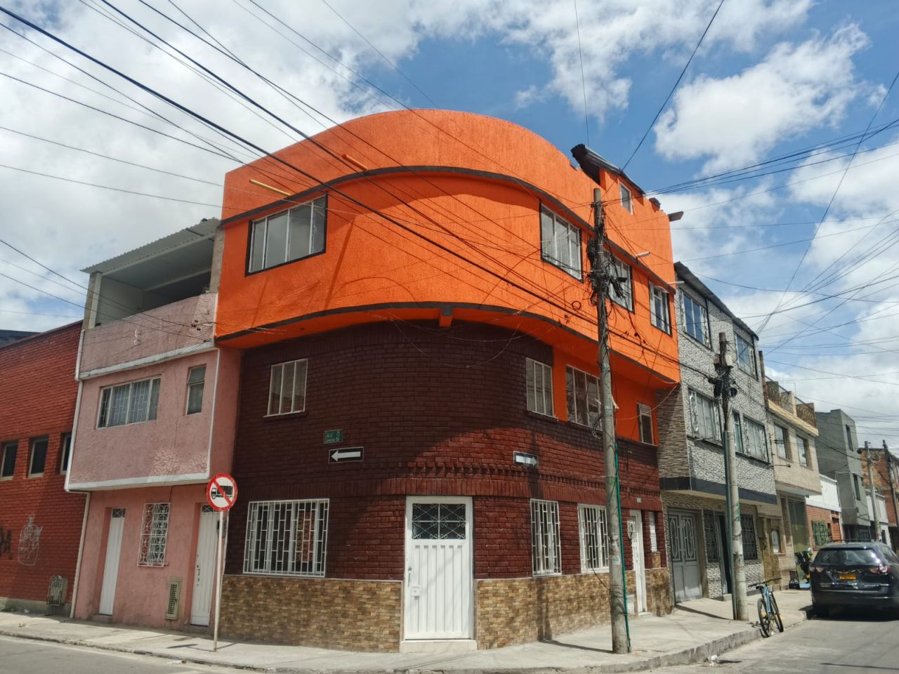 Casa en venta Cundinamarca Bogotá Bellavista Occidental 220 m2 Habitaciones 6 Baños 4 Garajes 0 Precio $540000000
