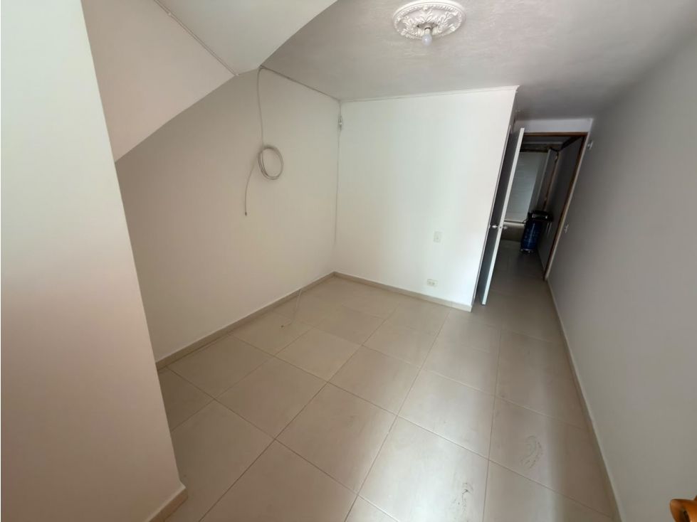 Apartaestudio en arriendo Antioquia Medellín Los Alcazares 35 m2 Habitaciones 1 Baños 1 Garajes 0 Precio $1500000