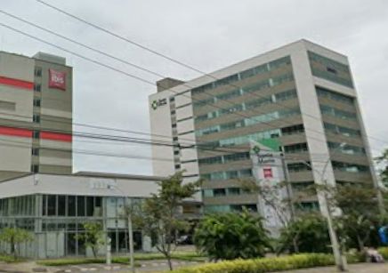Oficina en venta Antioquia Apartadó El Amparo 121 m2 Habitaciones 0 Baños 1 Garajes 0 Precio $650400000