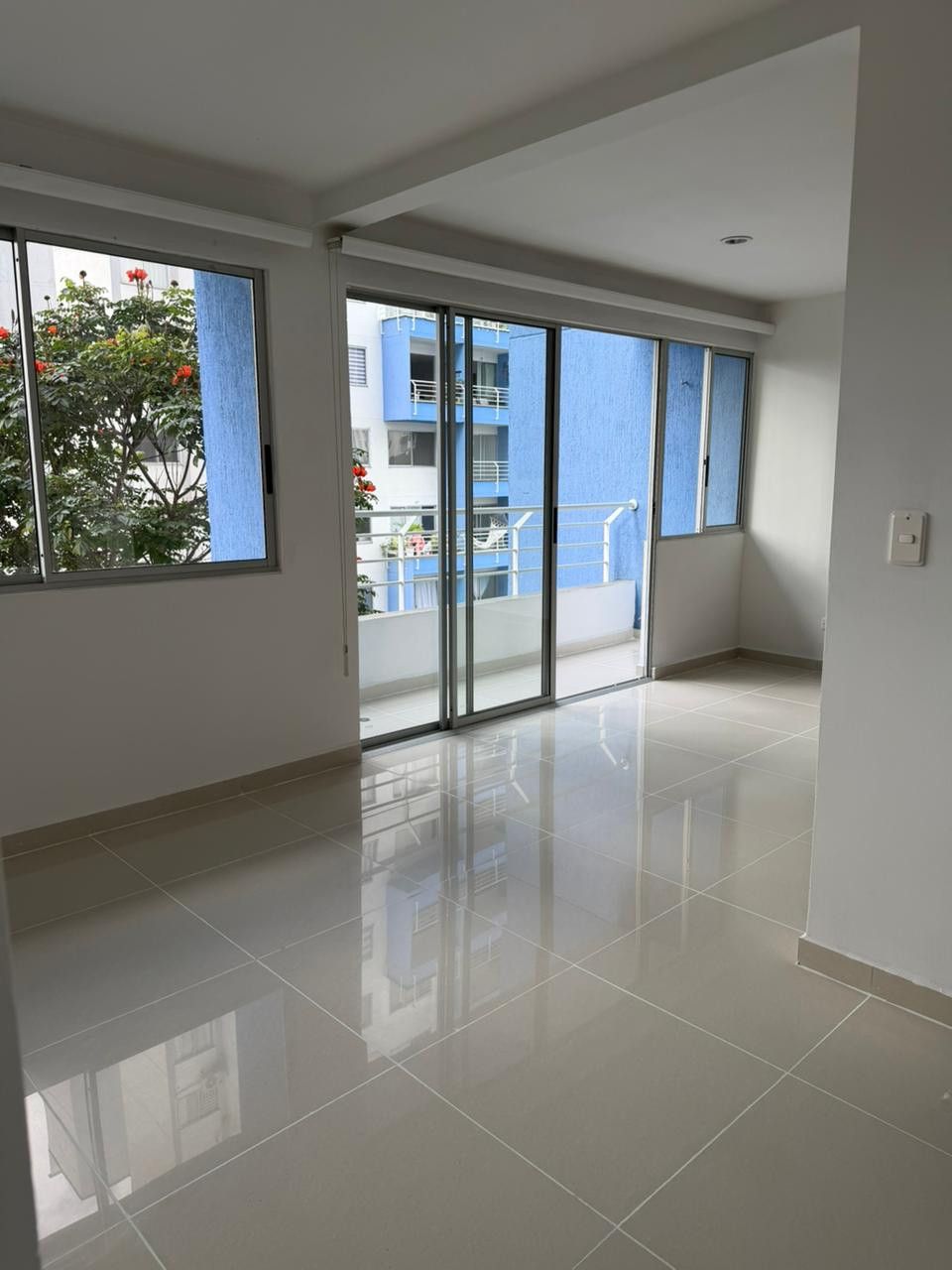 Apartamento en venta Santander Floridablanca Br Versalles Campestre 68 m2 Habitaciones 2 Baños 2 Garajes 1 Precio $350000000