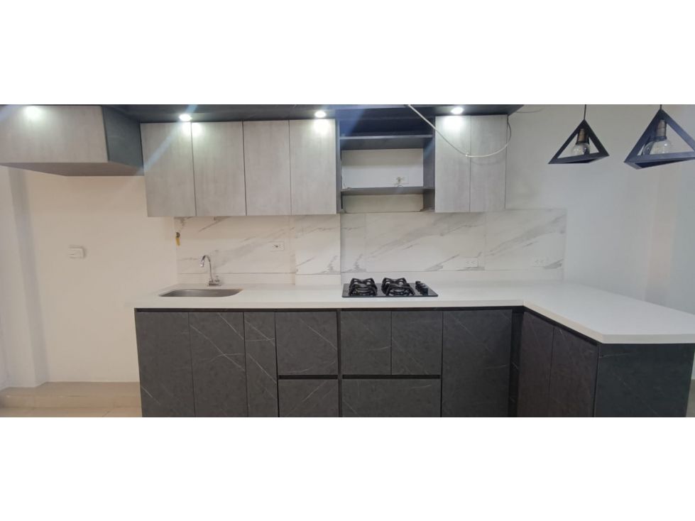 Apartamento en arriendo Antioquia Medellín Cataluña 100 m2 Habitaciones 3 Baños 2 Garajes 0 Precio $1800000