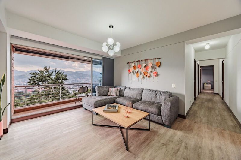 Apartamento en venta Antioquia Envigado Asd 134 m2 Habitaciones 3 Baños 4 Garajes 2 Precio $1005000000
