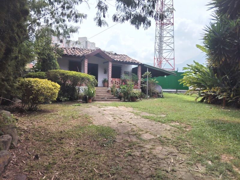 Apartamento en venta Antioquia Bello Asd 400 m2 Habitaciones 8 Baños 3 Garajes 0 Precio $3000000000