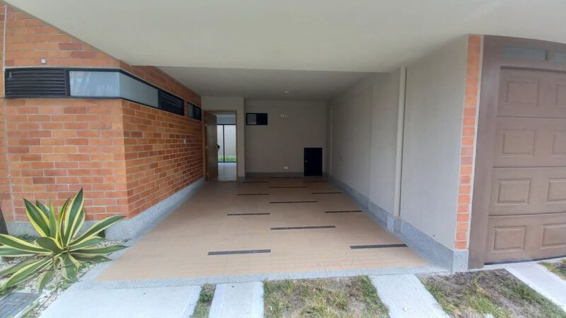 Casa en venta Antioquia Rionegro Centro 136 m2 Habitaciones 3 Baños 3 Garajes 1 Precio $880000000