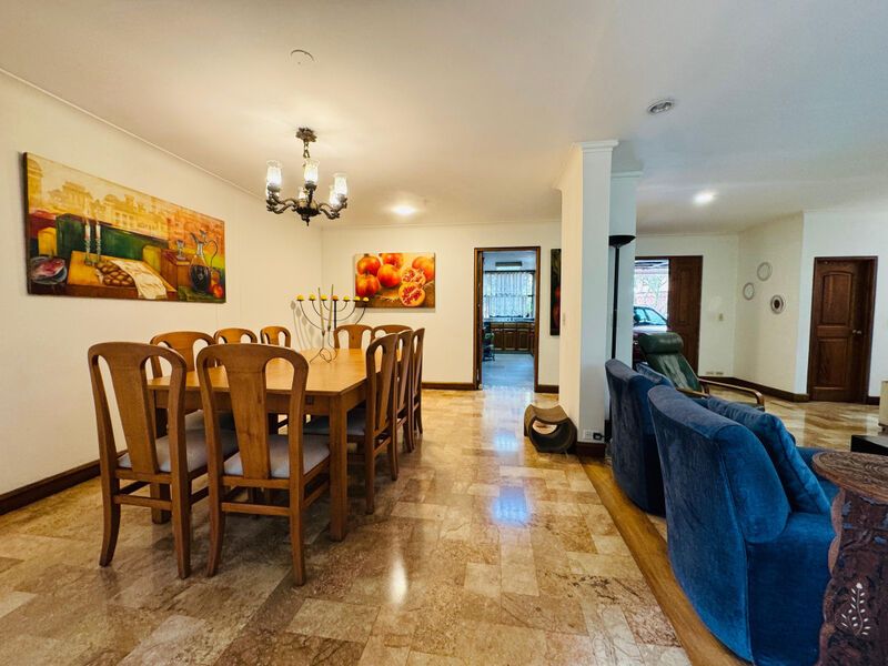 Casa en venta Antioquia Envigado Loma Del Atravesado 419 m2 Habitaciones 3 Baños 4 Garajes 4 Precio $1600000000
