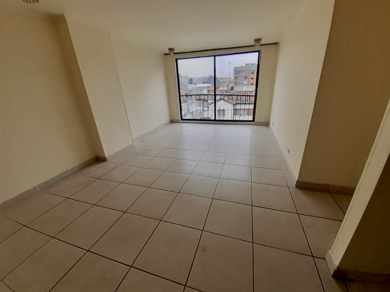 Apartamento en arriendo Cundinamarca Bogotá Banco Central 50 m2 Habitaciones 2 Baños 2 Garajes 1 Precio $2104000