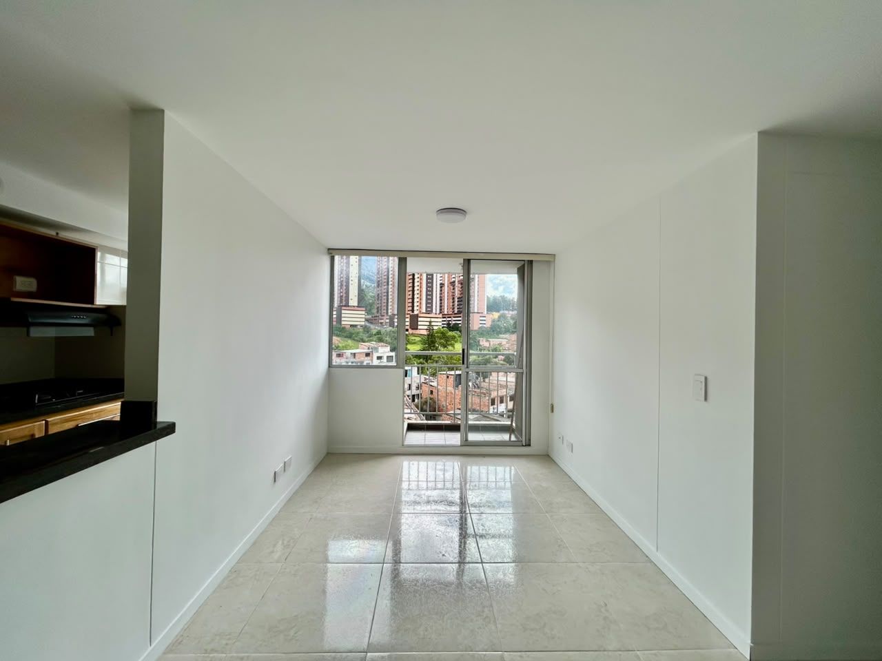 Apartamento en arriendo Antioquia La Estrella San Andrés 64 m2 Habitaciones 3 Baños 2 Garajes 1 Precio $2400000