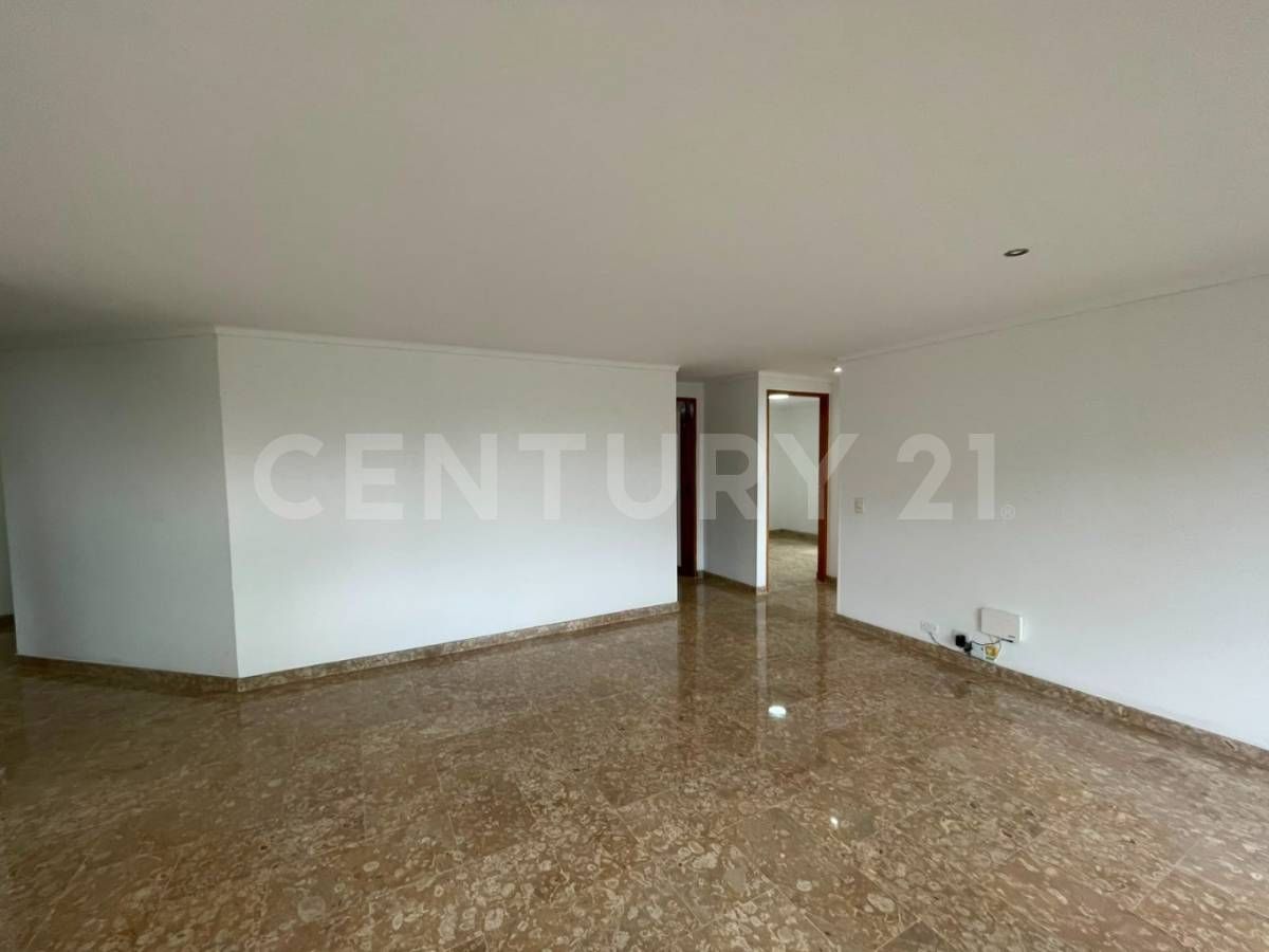 Apartamento en arriendo Antioquia Medellín La Florida 112 m2 Habitaciones 3 Baños 0 Garajes 2 Precio $4700000