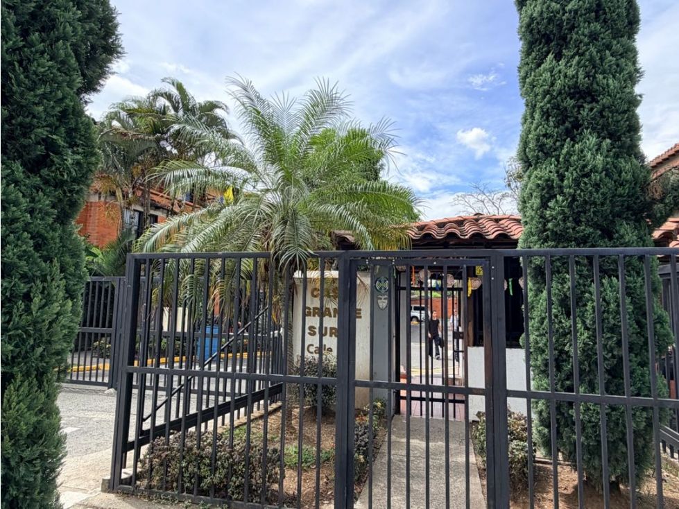 Casa en venta Valle Del Cauca Cali Lili 90 m2 Habitaciones 3 Baños 3 Garajes 1 Precio $400000000