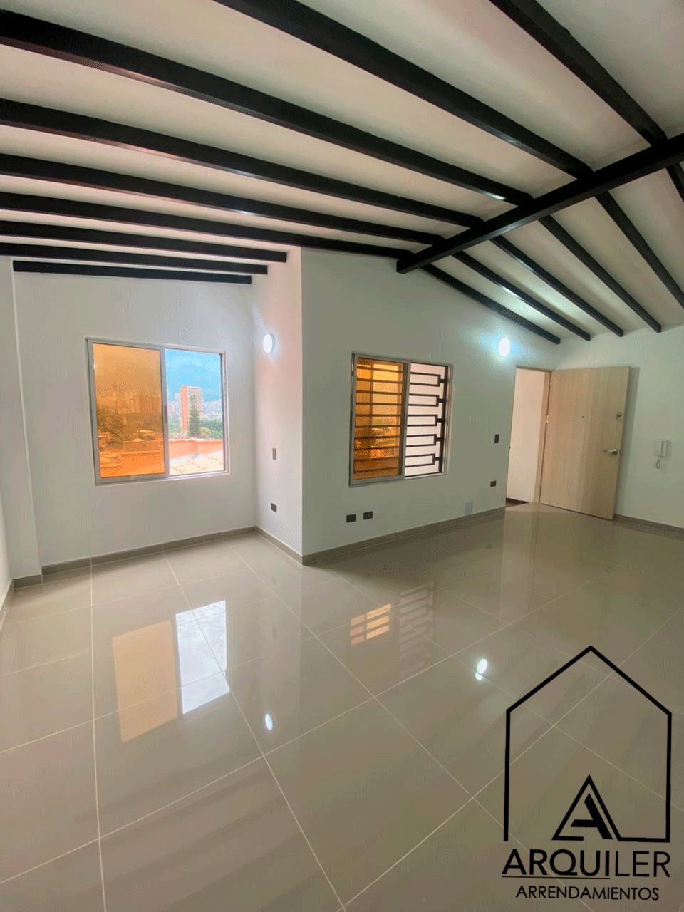 Apartamento en arriendo Antioquia Bello La Cabaña 80 m2 Habitaciones 2 Baños 2 Garajes 0 Precio $2000000