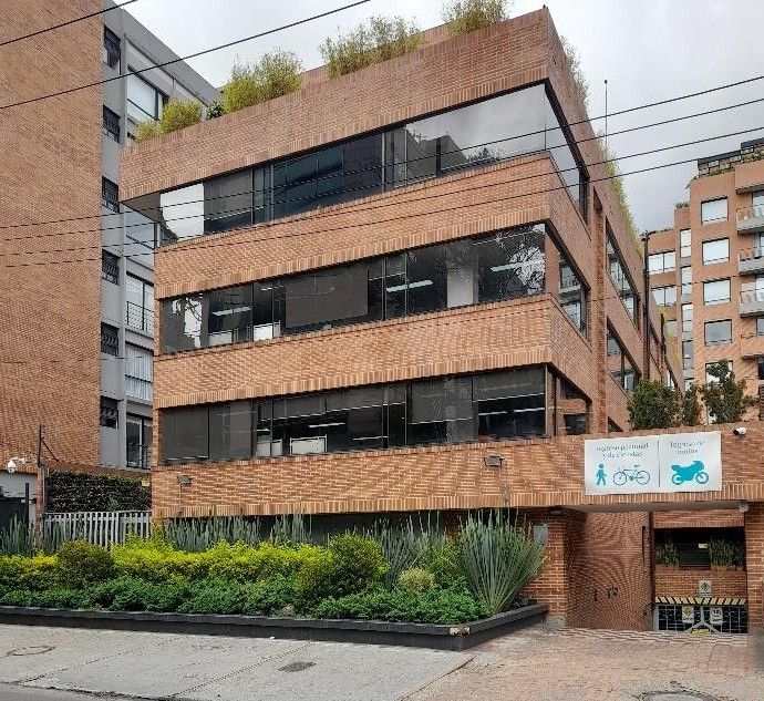 Edificio en arriendo Cundinamarca Bogotá Chicó Norte 3049 m2 Habitaciones 0 Baños 5 Garajes 36 Precio $225500000