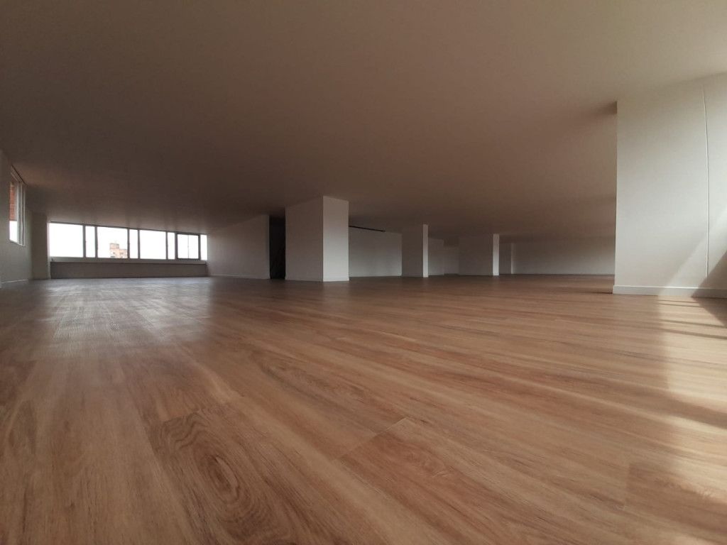 Oficina en arriendo Cundinamarca Bogotá Quinta Camacho 439 m2 Habitaciones 0 Baños 0 Garajes 2 Precio $28000000