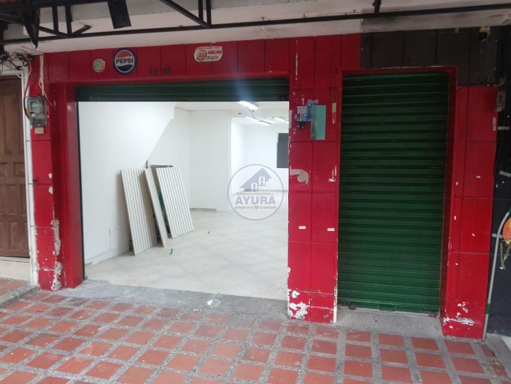 Local en arriendo Antioquia Envigado Jardines 130 m2 Habitaciones 0 Baños 2 Garajes 0 Precio $6800000