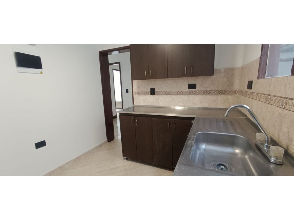 Casa en arriendo Antioquia Medellín Los Angeles 200 m2 Habitaciones 5 Baños 3 Garajes 0 Precio $3600000