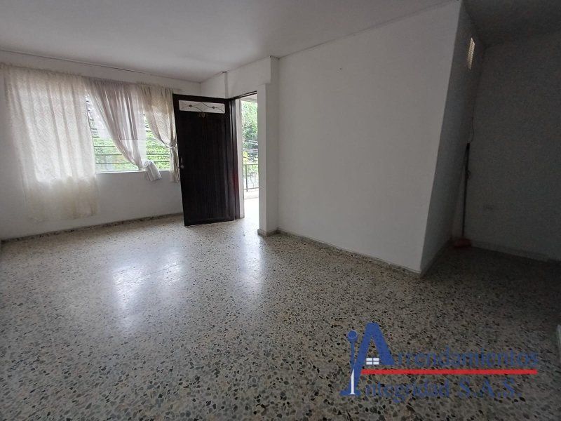 Apartaestudio en arriendo Antioquia Medellín Los Alpes 45 m2 Habitaciones 1 Baños 1 Garajes 0 Precio $1600000
