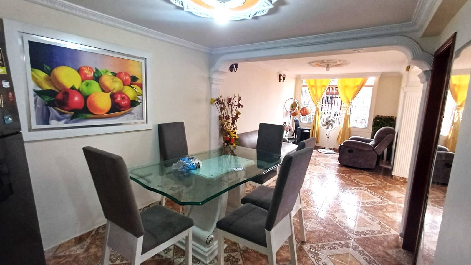 Casa en venta Santander Bucaramanga Urbanización Los Almendros 110 m2 Habitaciones 4 Baños 4 Garajes 1 Precio $450000000