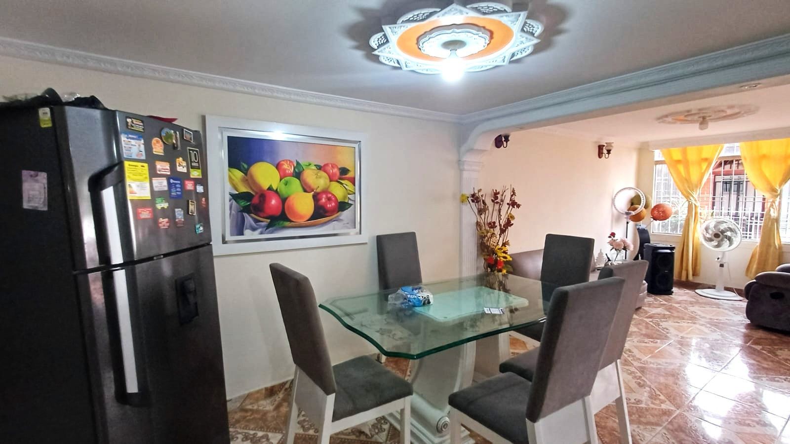 Casa en venta Santander Bucaramanga Urbanización Los Almendros 110 m2 Habitaciones 4 Baños 4 Garajes 1 Precio $450000000
