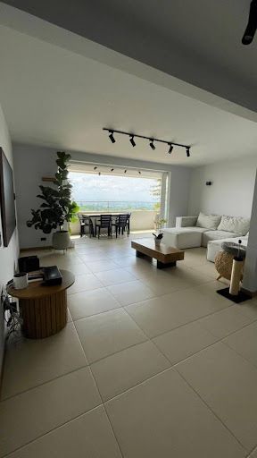 Apartamento en arriendo Valle Del Cauca Cali Parcelaciones Pance 136 m2 Habitaciones 4 Baños 5 Garajes 2 Precio $4800000