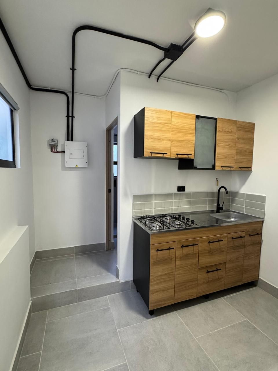 Apartaestudio en arriendo Antioquia Medellín Rosales 30 m2 Habitaciones 1 Baños 1 Garajes 0 Precio $2000000