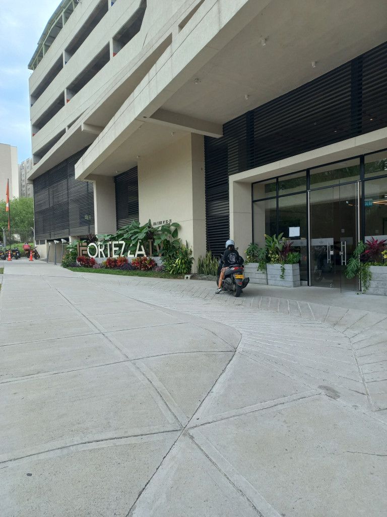 Apartamento en arriendo Tolima Ibagué Cd Simon Bolivar Et I 62 m2 Habitaciones 3 Baños 2 Garajes 1 Precio $1300000